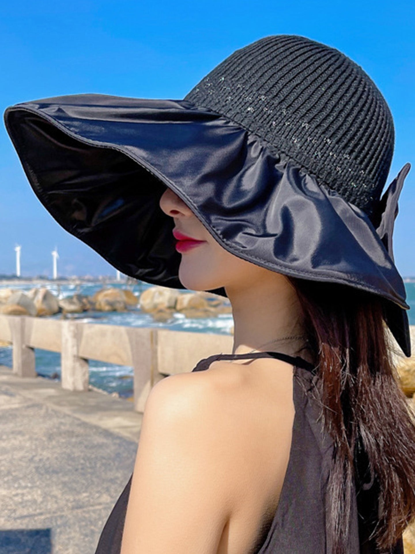 Women's UPF 50+ Sun Hat with Black Silver Coating