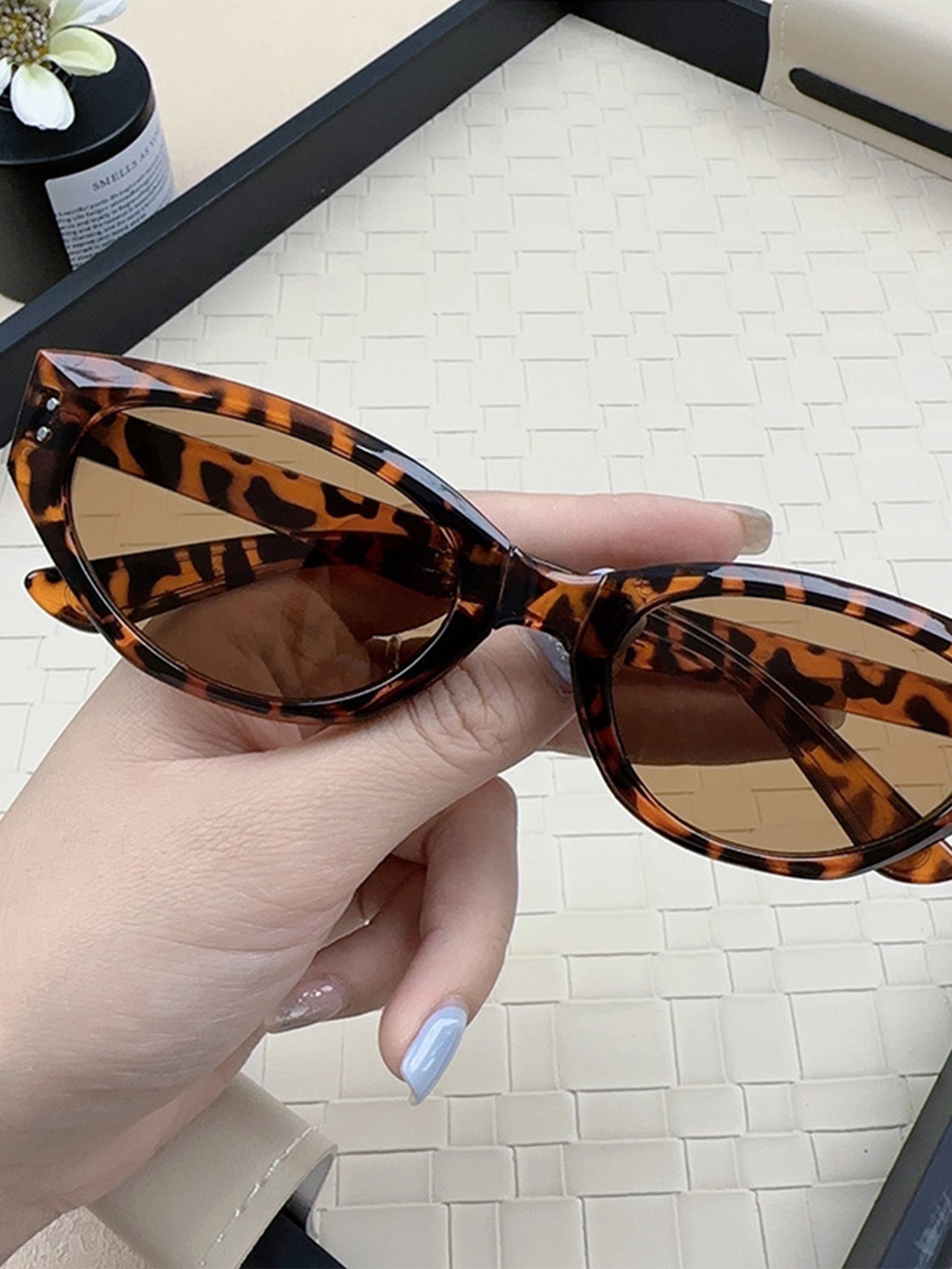 Vintage Foldable Cat Eye Sunglasses for Women & Girls