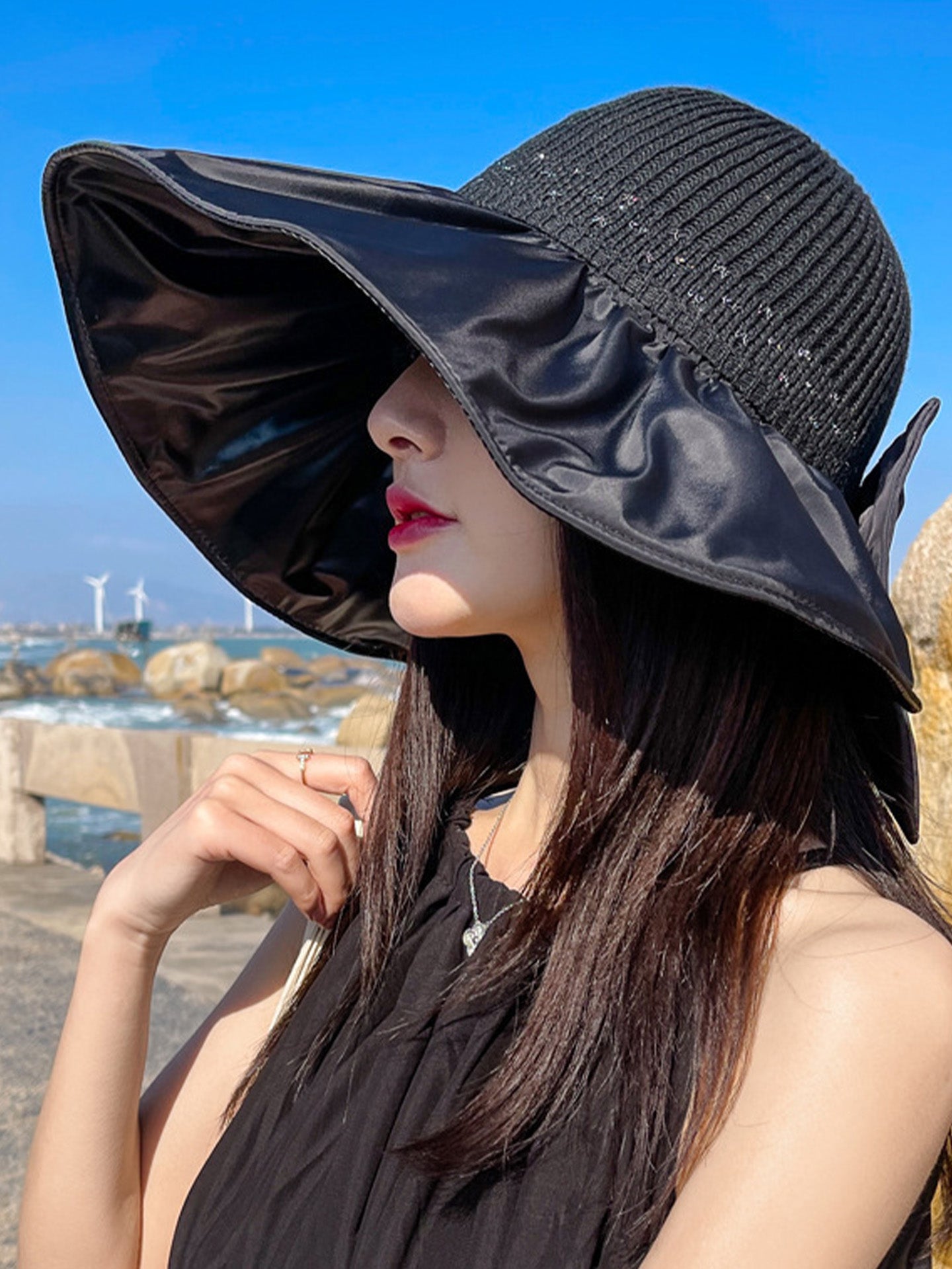 Women's UPF 50+ Sun Hat with Black Silver Coating