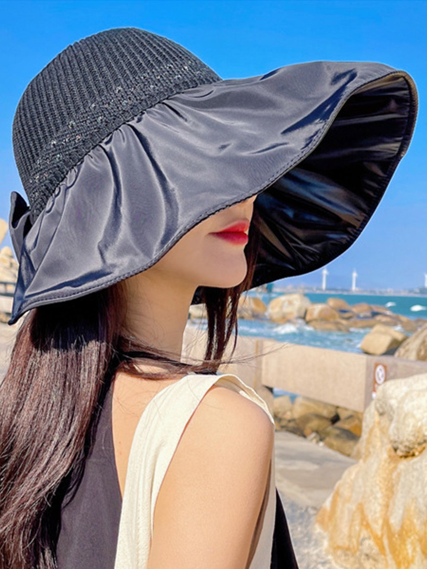 Women's UPF 50+ Sun Hat with Black Silver Coating