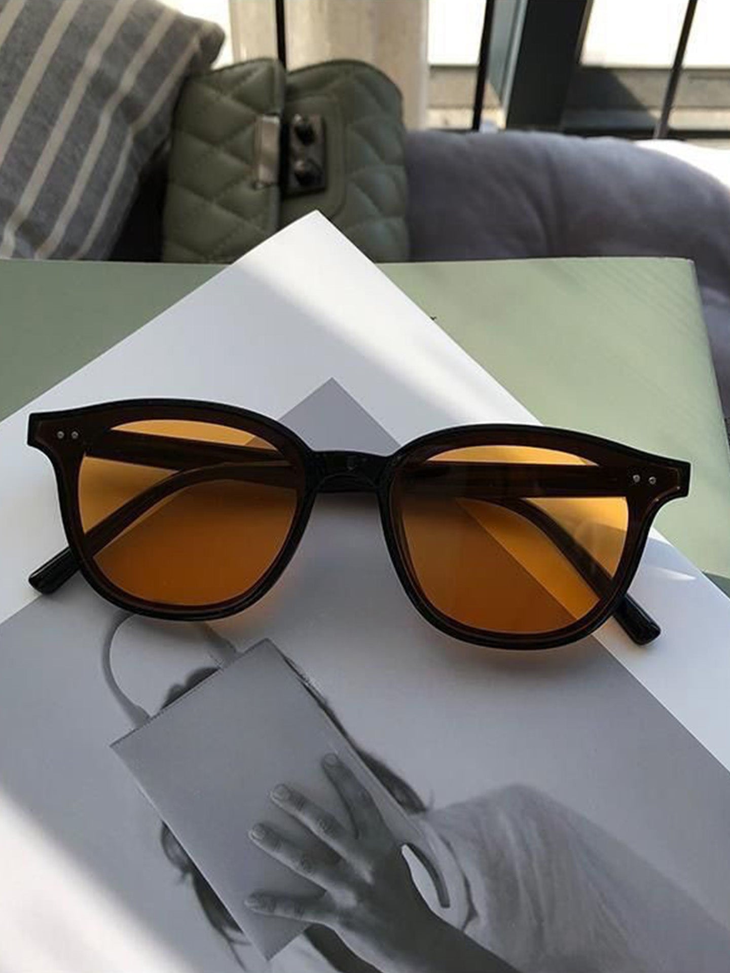 Classic Black & Brown Gradient Sun Glasses Unisex