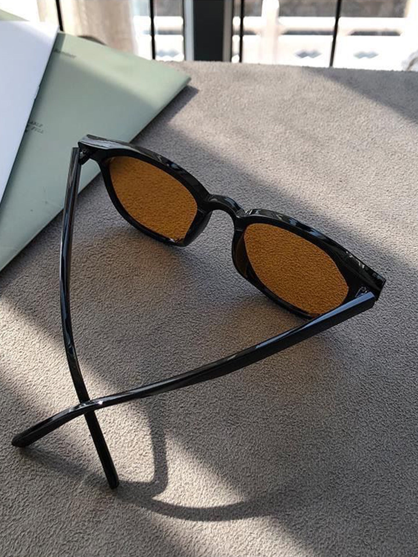 Classic Black & Brown Gradient Sun Glasses Unisex