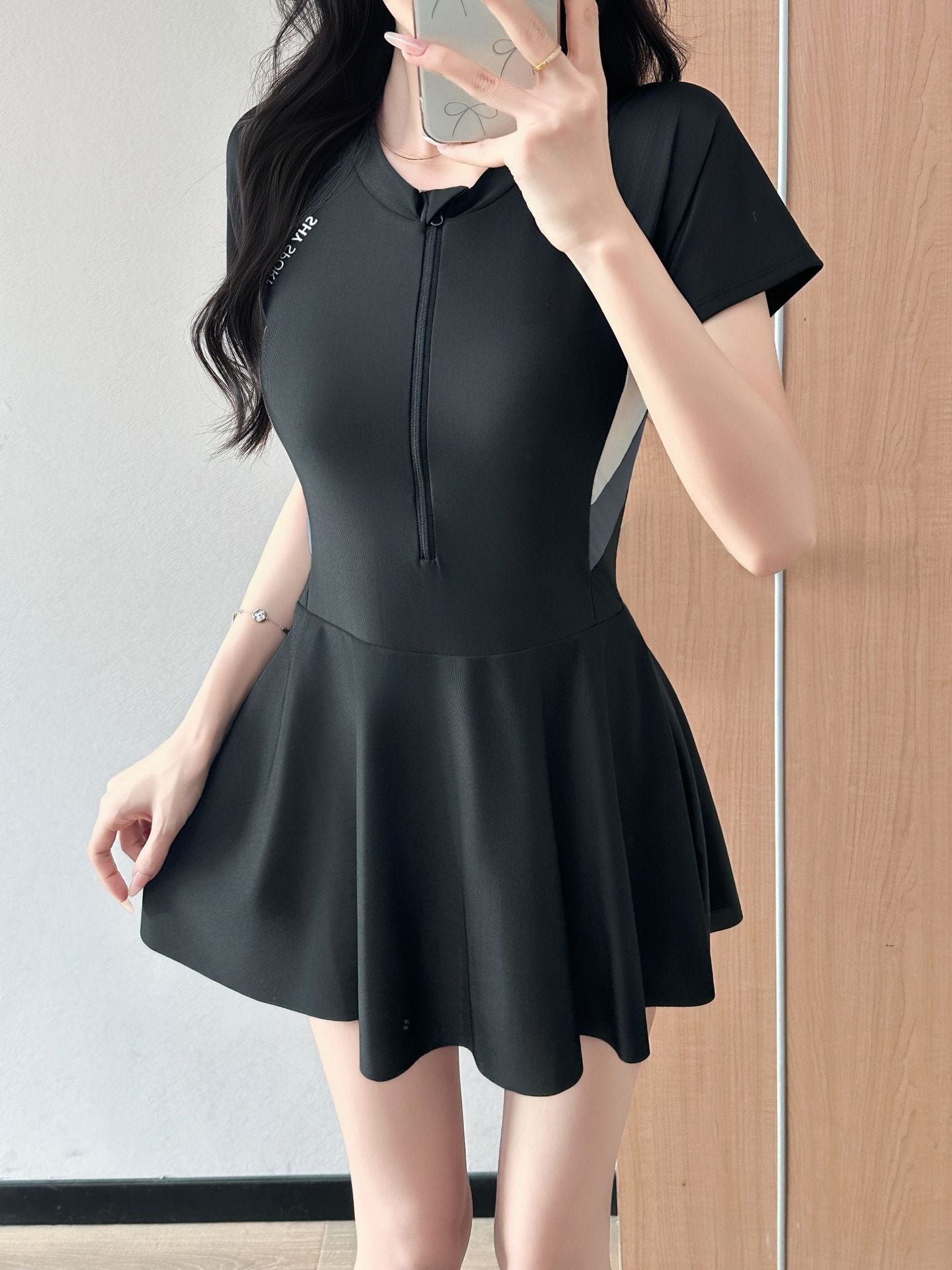 Women's Athletic One-Piece Swimsuit Sport Swimwear